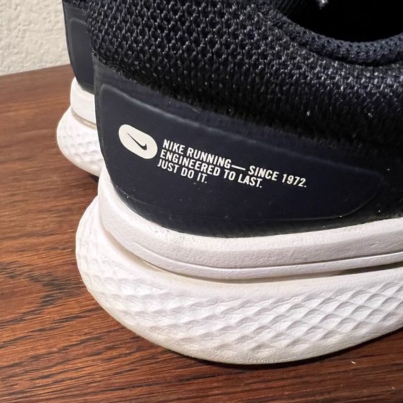 NIKE Run Swift 2 - 11 - GUC - Picture 5 of 6